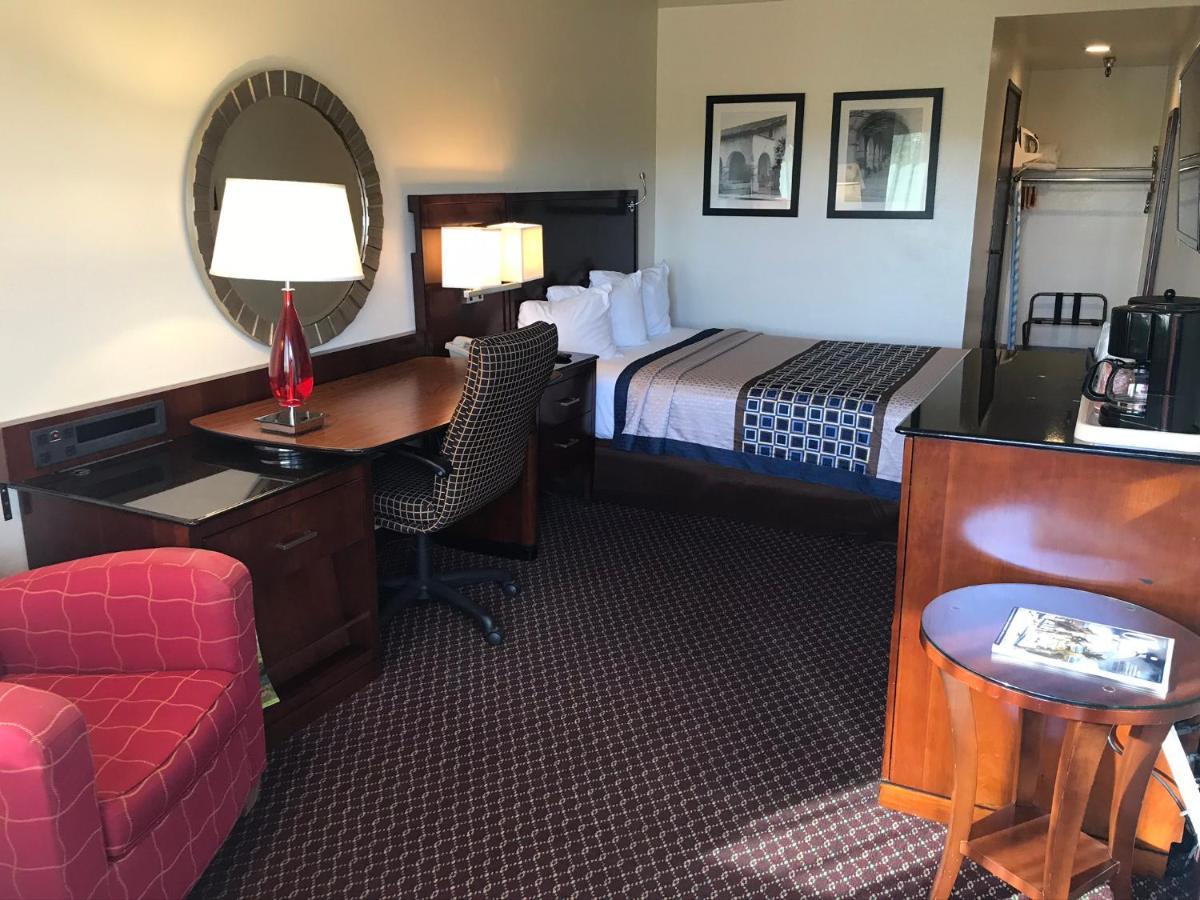 Oakridge Inn Oak View Экстерьер фото