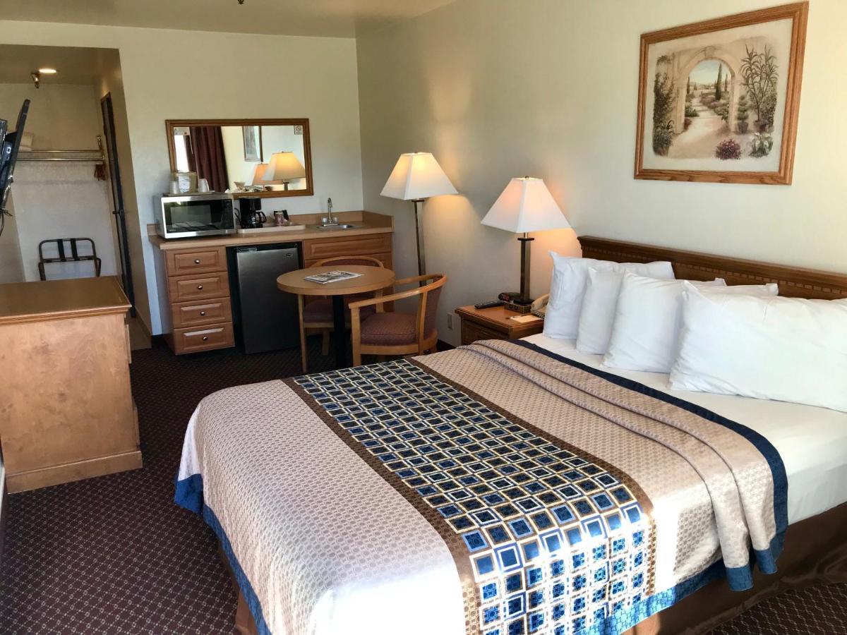 Oakridge Inn Oak View Экстерьер фото