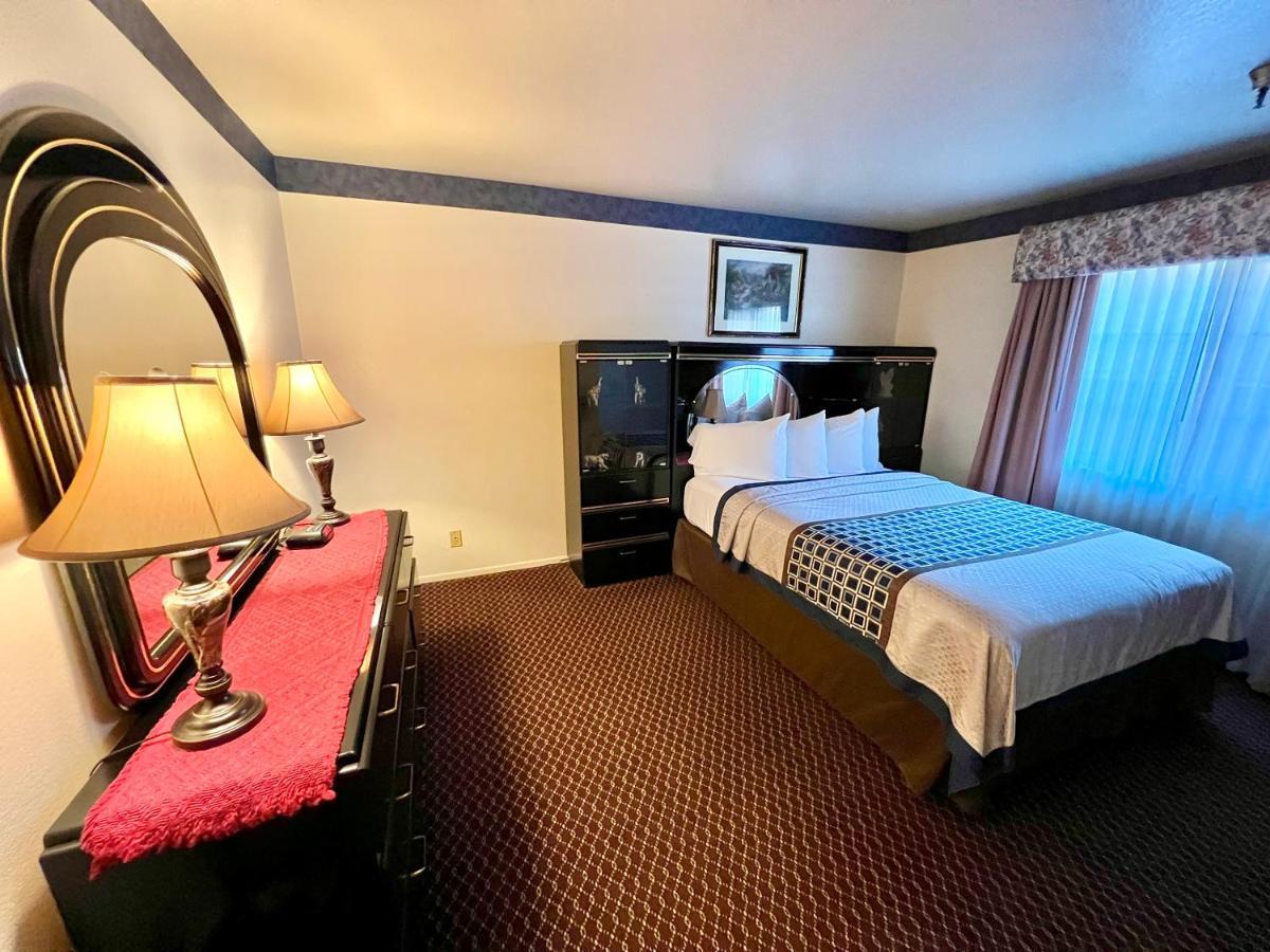 Oakridge Inn Oak View Экстерьер фото