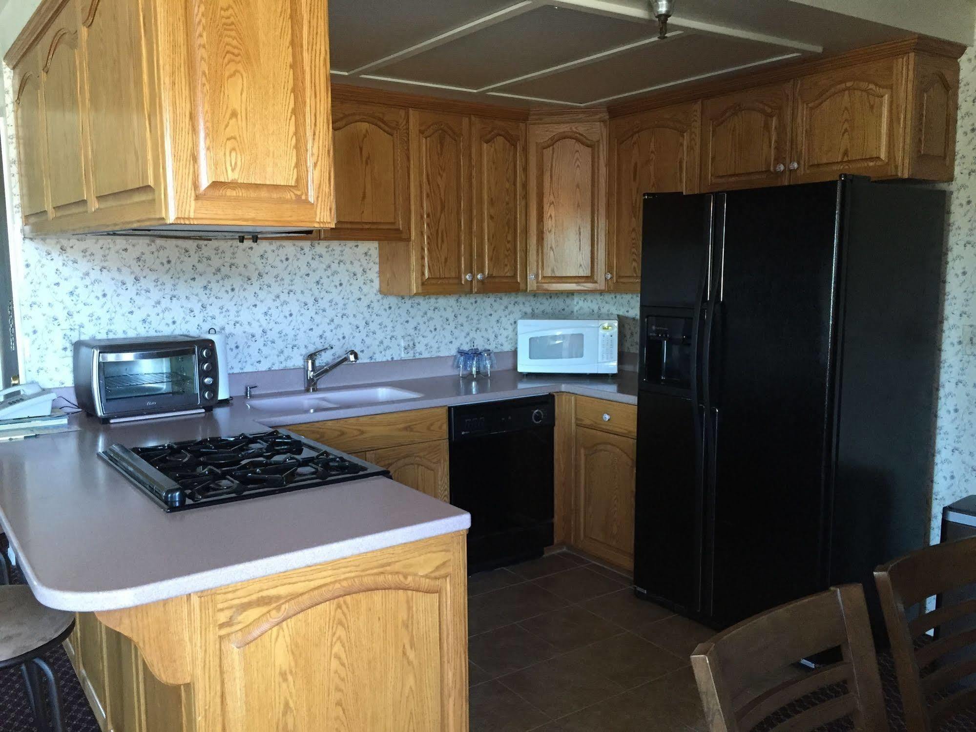 Oakridge Inn Oak View Экстерьер фото